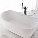 Freestanding Bathtub with Roll Top Design, Oval Shape, Casual Style, White Color, Plexiglass Material, and Soaking Feature
